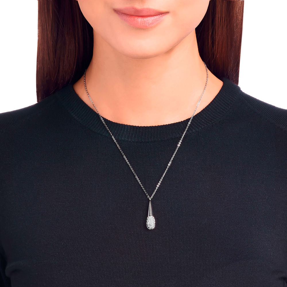 Imagem modelo efeito hover