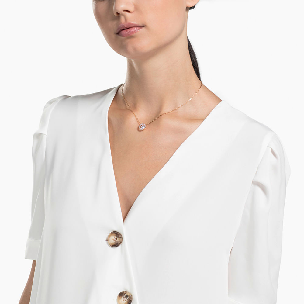 Imagem modelo efeito hover