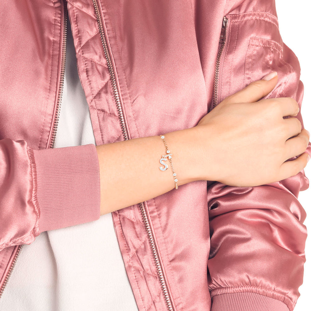 Imagem modelo efeito hover