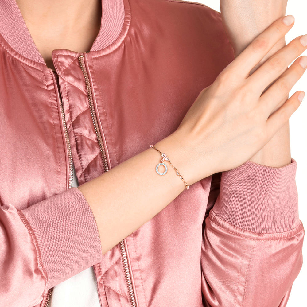 Imagem modelo efeito hover