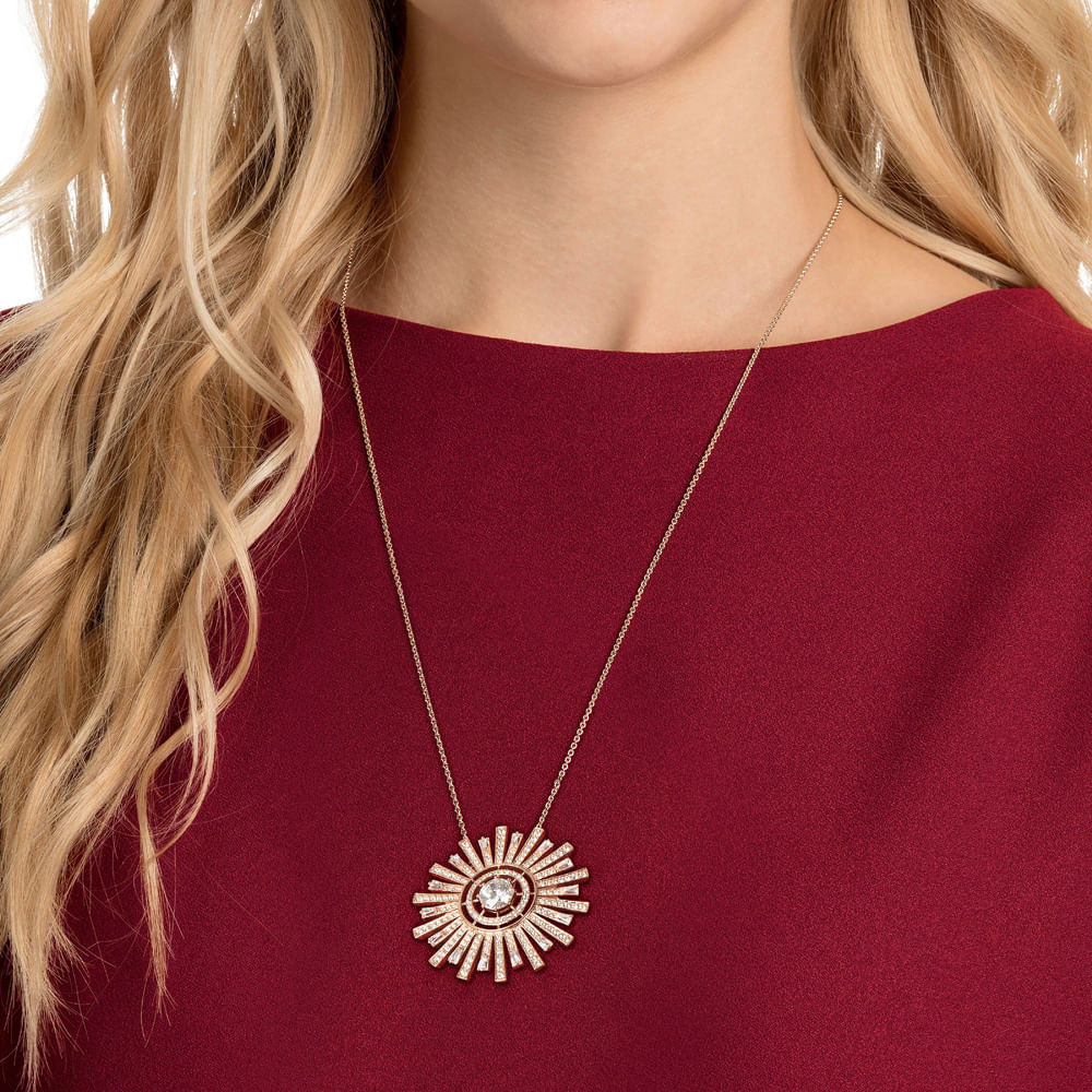 Imagem modelo efeito hover