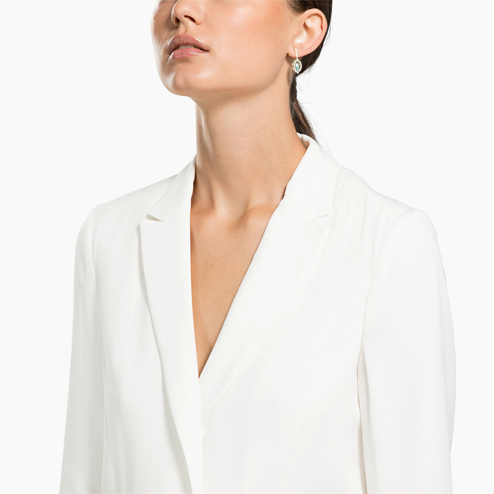 Imagem modelo efeito hover