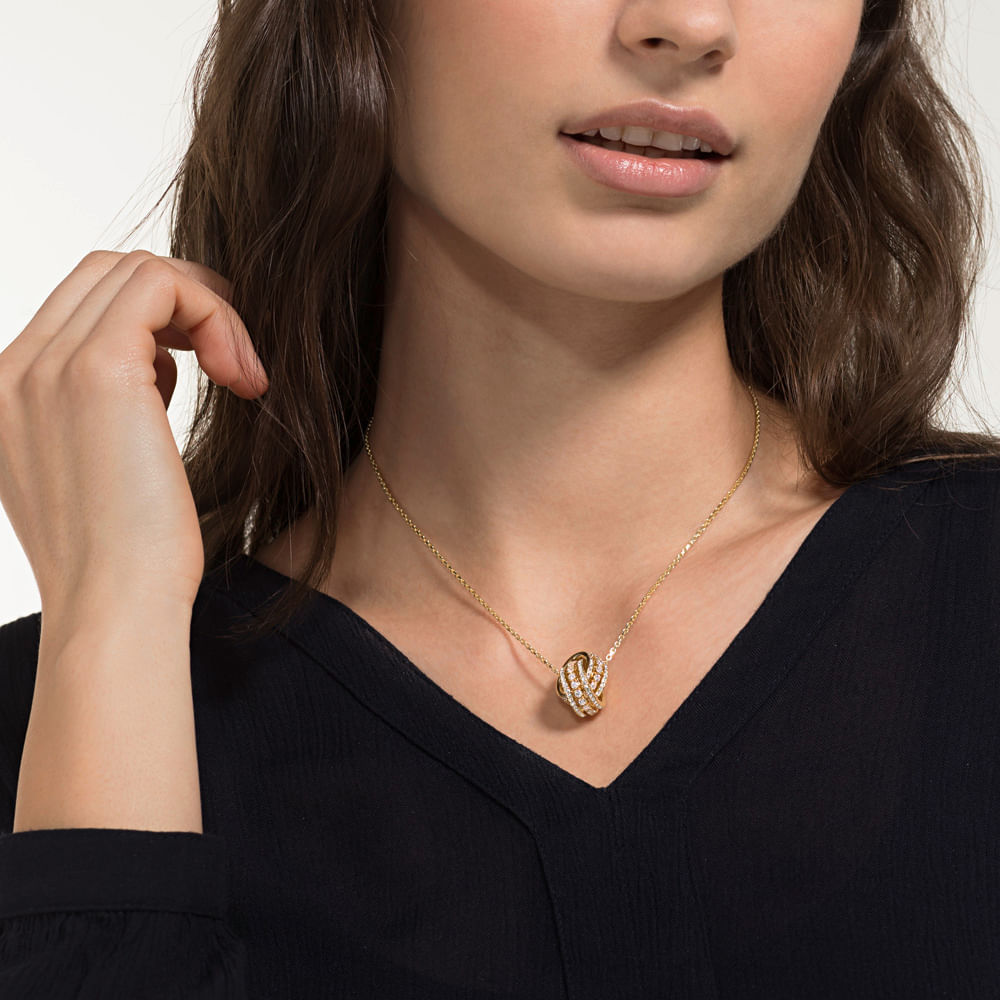 Imagem modelo efeito hover