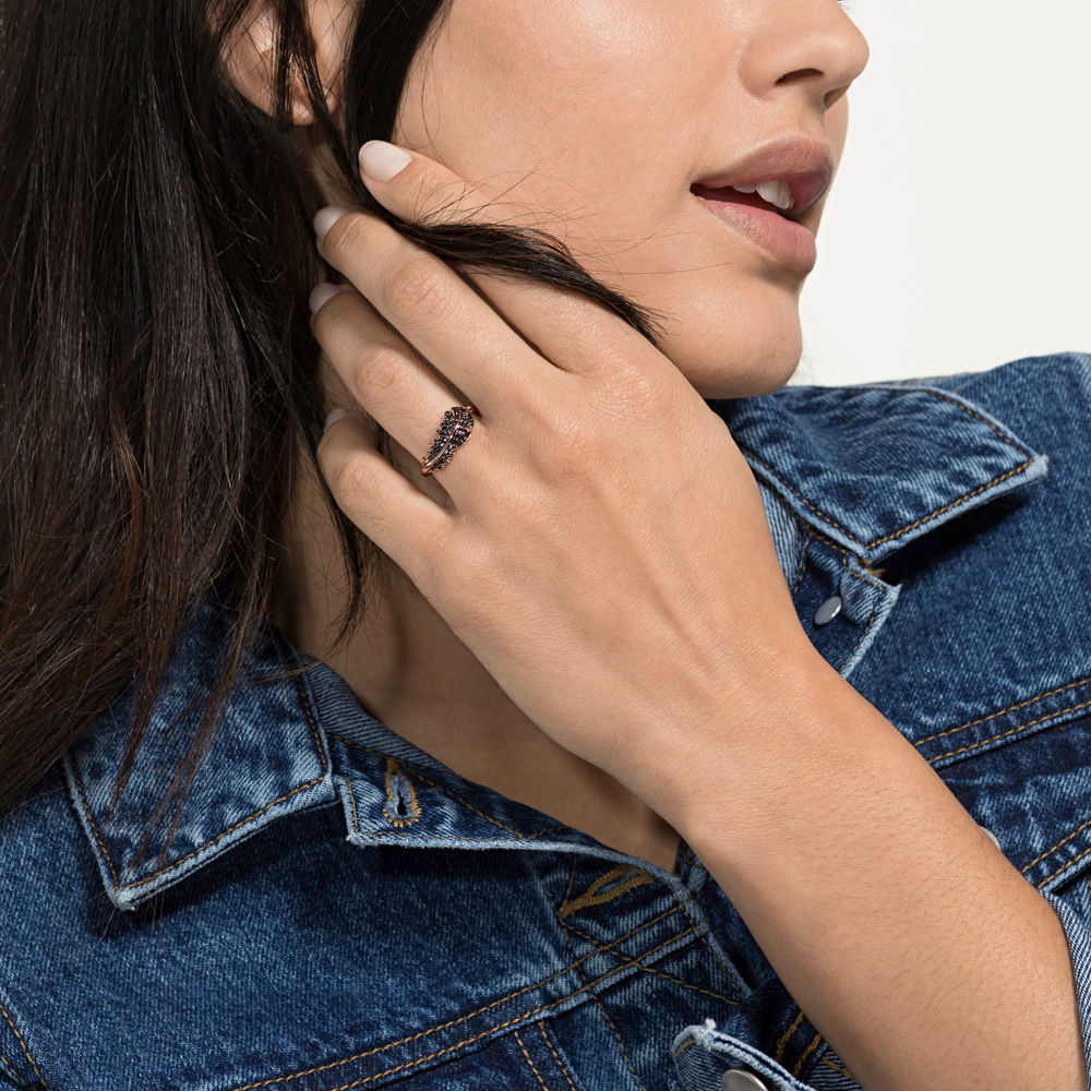 Imagem modelo efeito hover