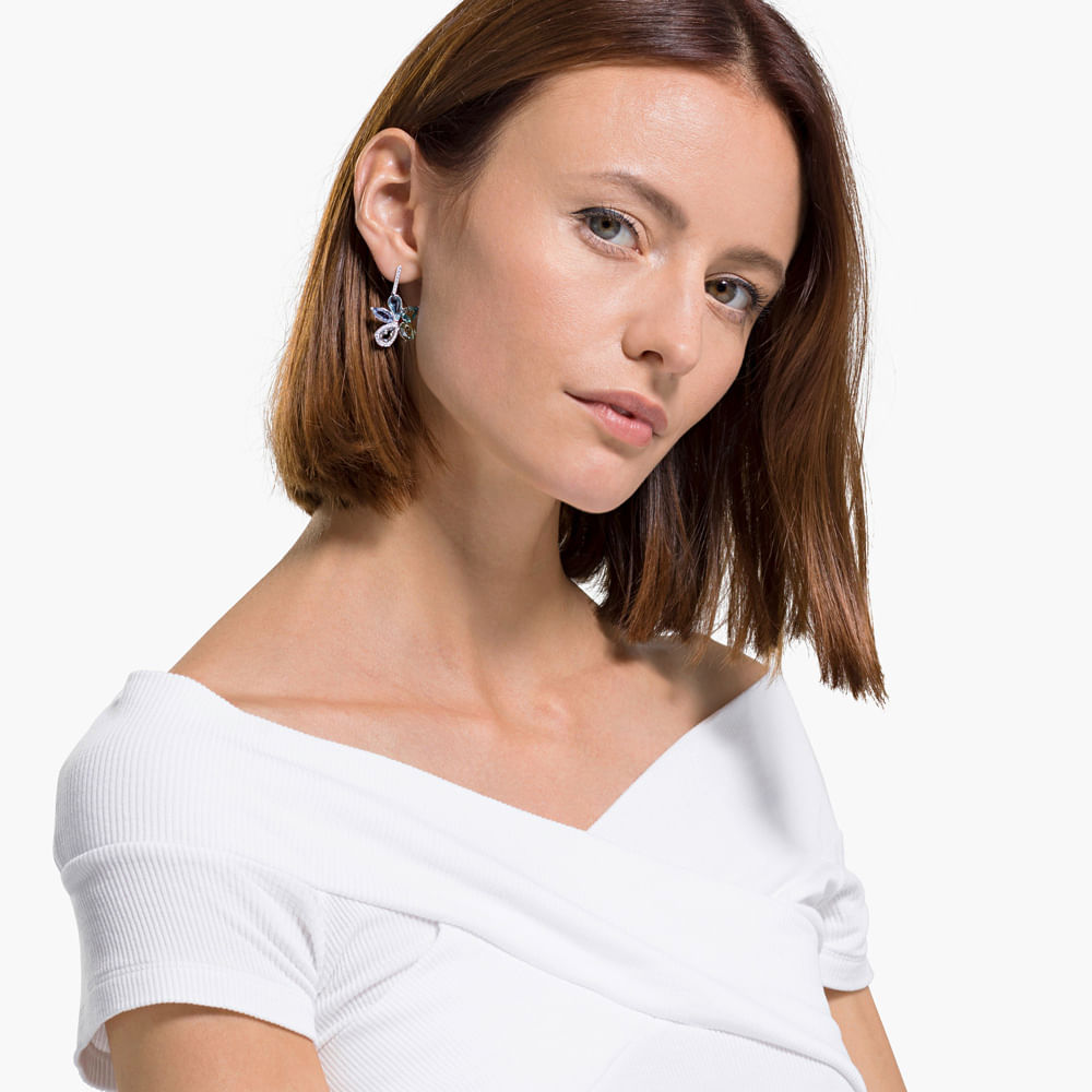 Imagem modelo efeito hover