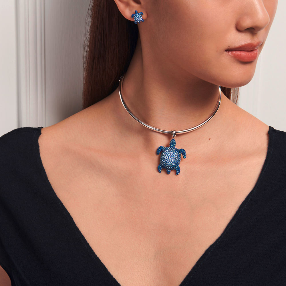 Imagem modelo efeito hover