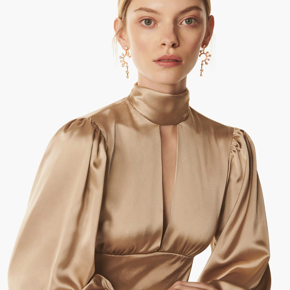 Imagem modelo efeito hover