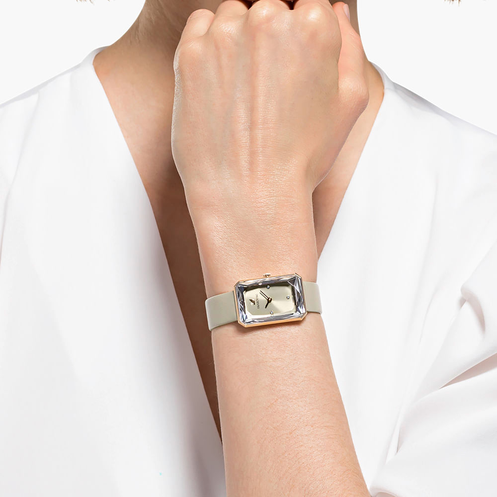 Imagem modelo efeito hover