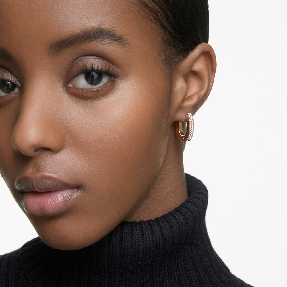 Imagem modelo efeito hover