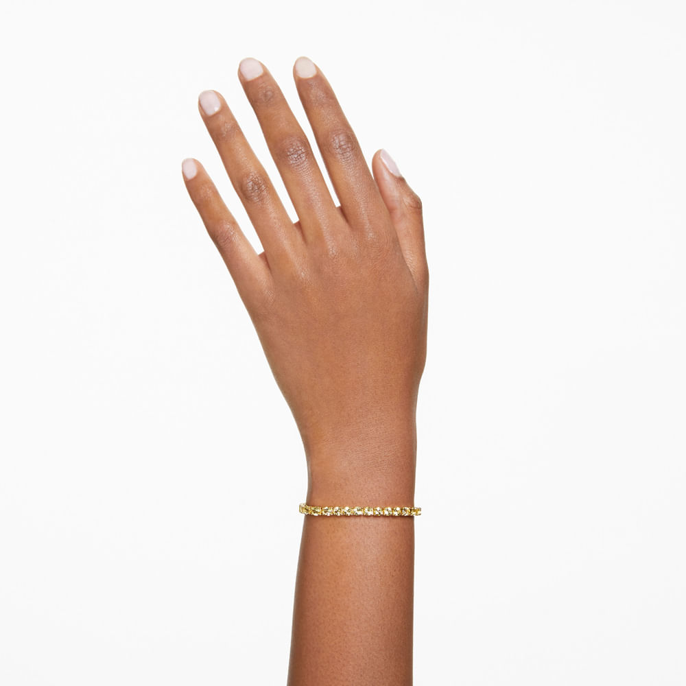 Imagem modelo efeito hover