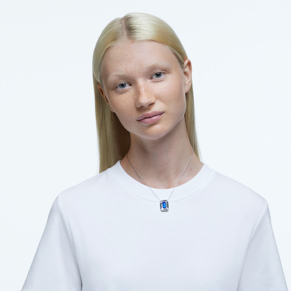 Imagem modelo efeito hover