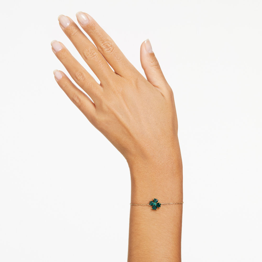 Imagem modelo efeito hover