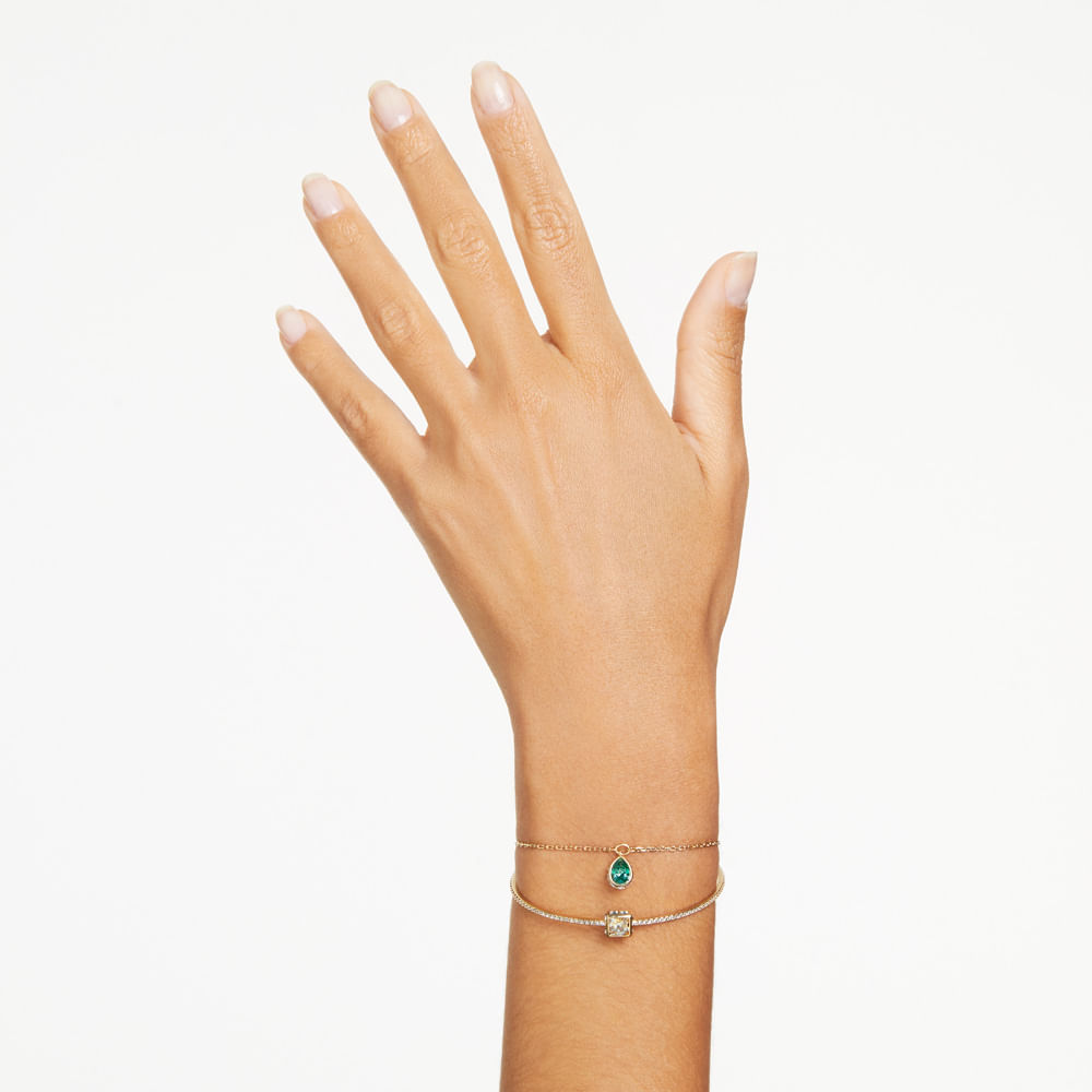 Imagem modelo efeito hover