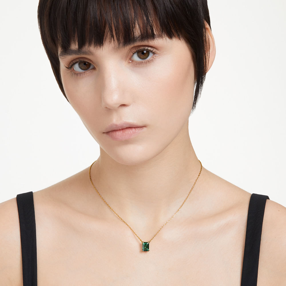 Imagem modelo efeito hover