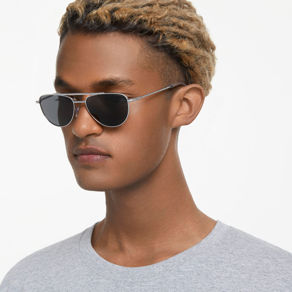 Imagem modelo efeito hover