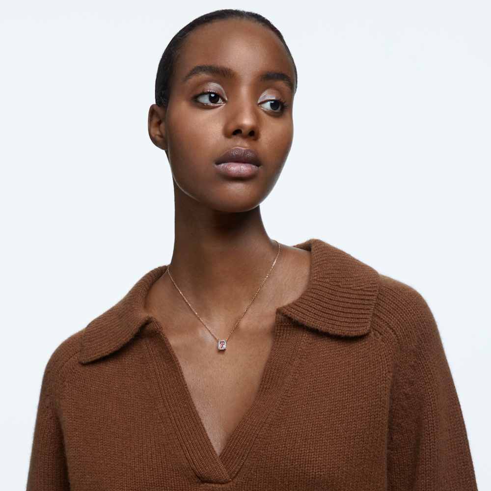 Imagem modelo efeito hover