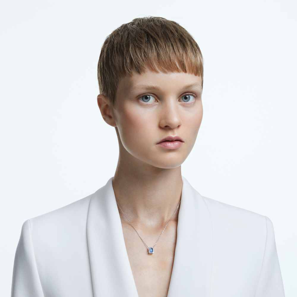 Imagem modelo efeito hover