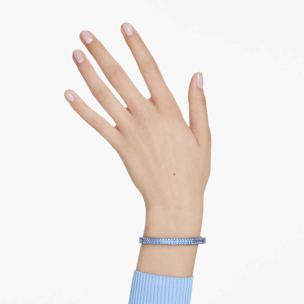 Imagem modelo efeito hover