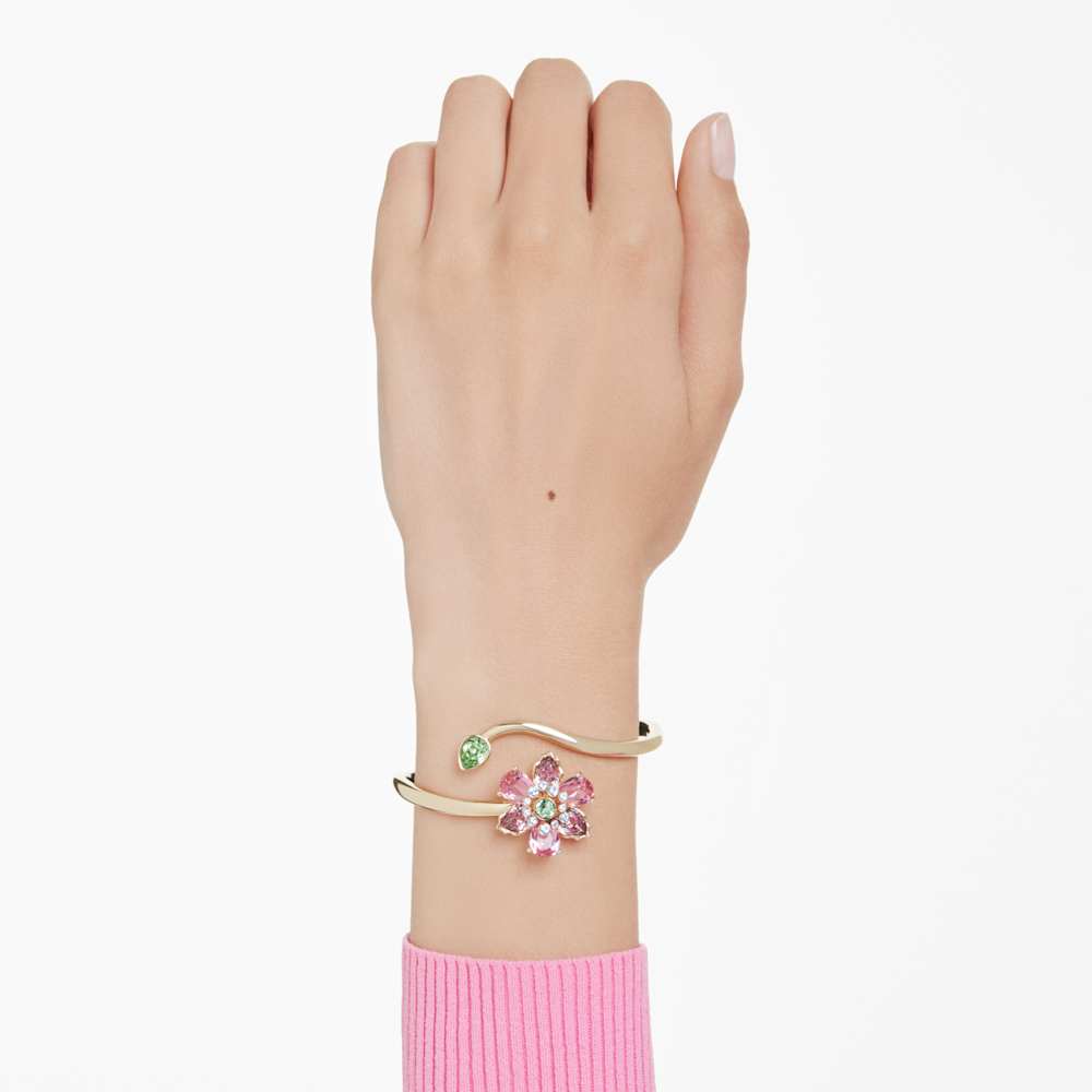 Imagem modelo efeito hover