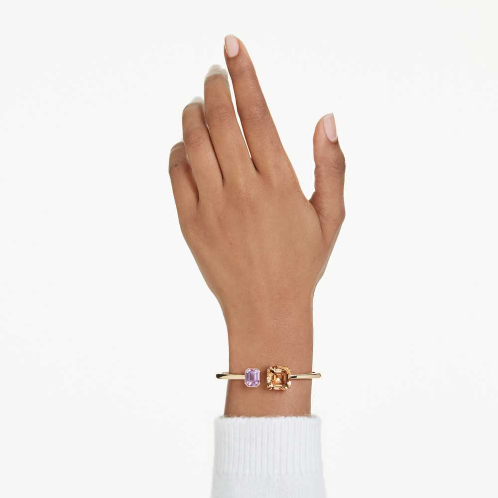 Imagem modelo efeito hover