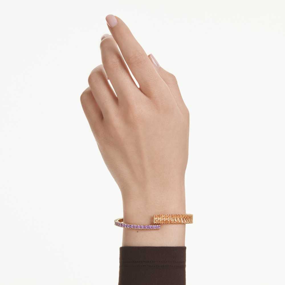 Imagem modelo efeito hover