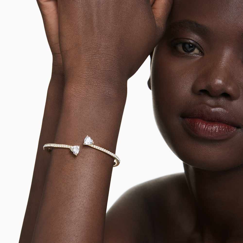 Imagem modelo efeito hover