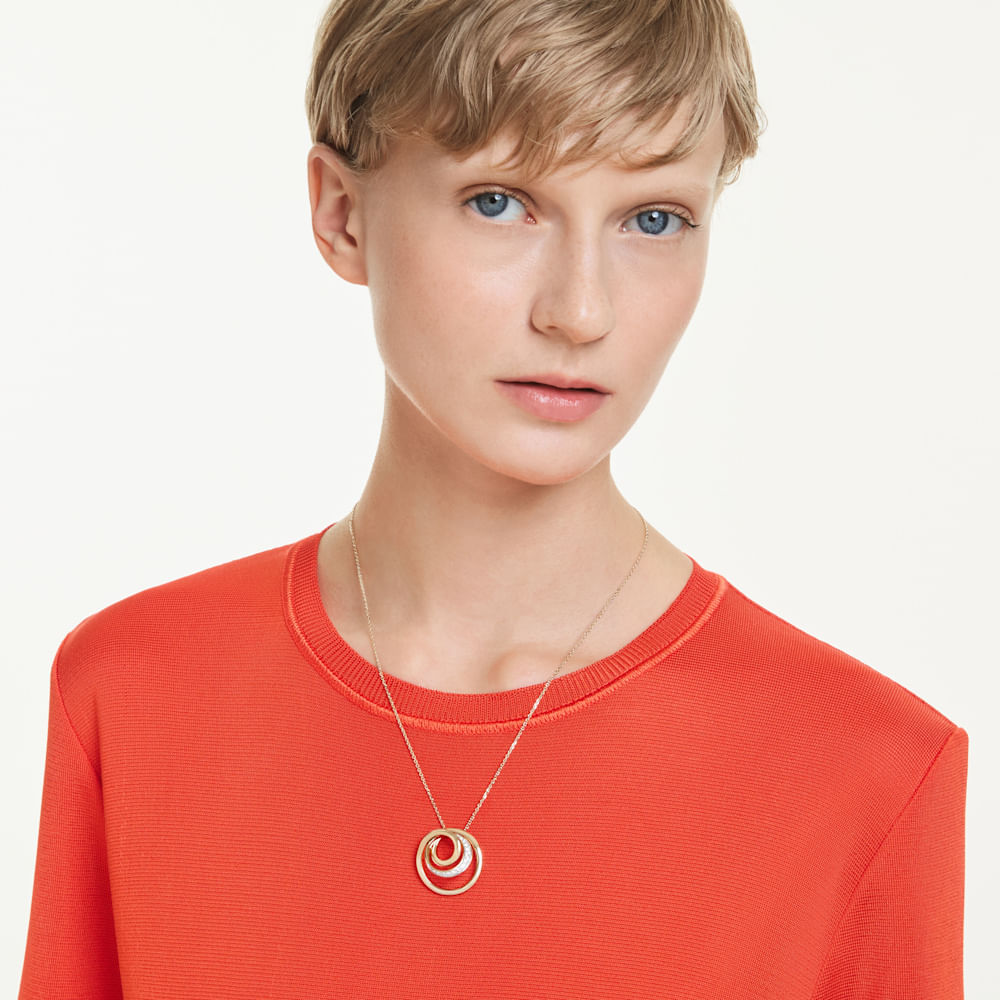 Imagem modelo efeito hover