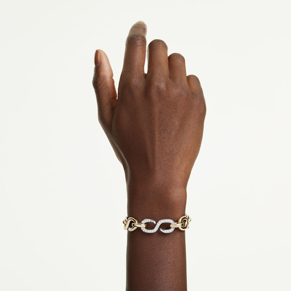 Imagem modelo efeito hover