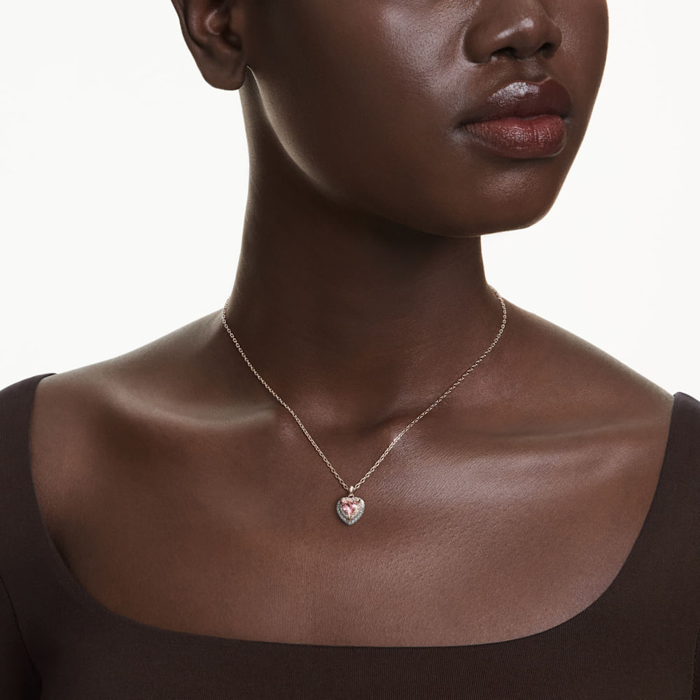 Imagem modelo efeito hover