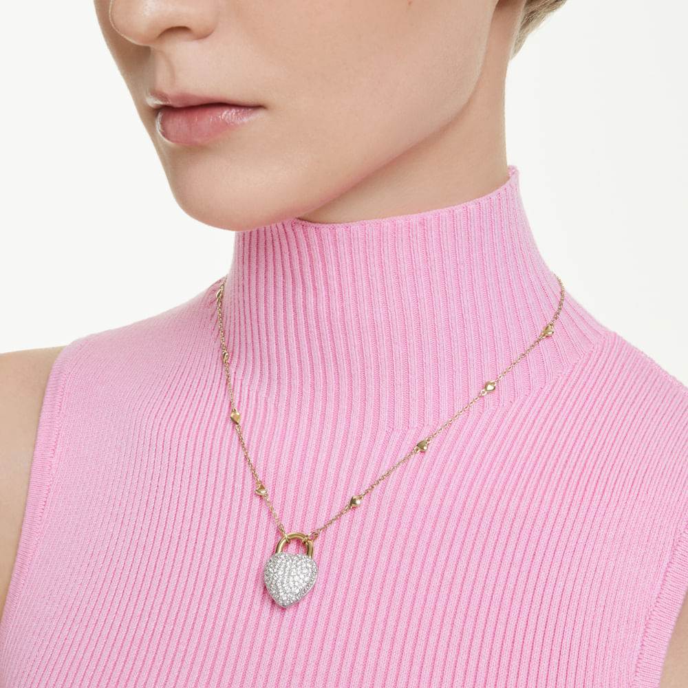 Imagem modelo efeito hover