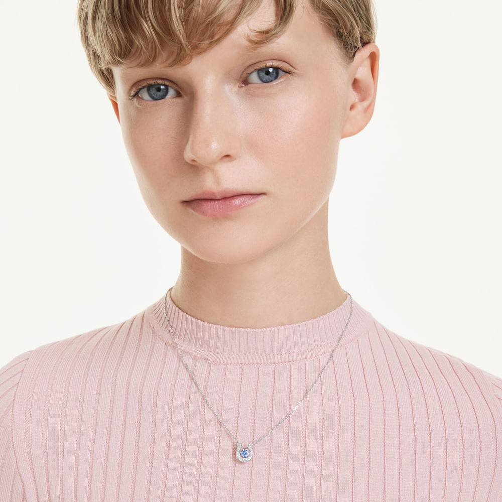 Imagem modelo efeito hover